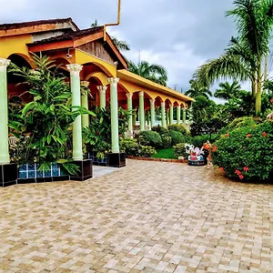 chateau-margarita.comcaribbean.com/